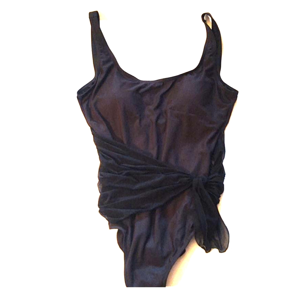 Black Swimsuit!